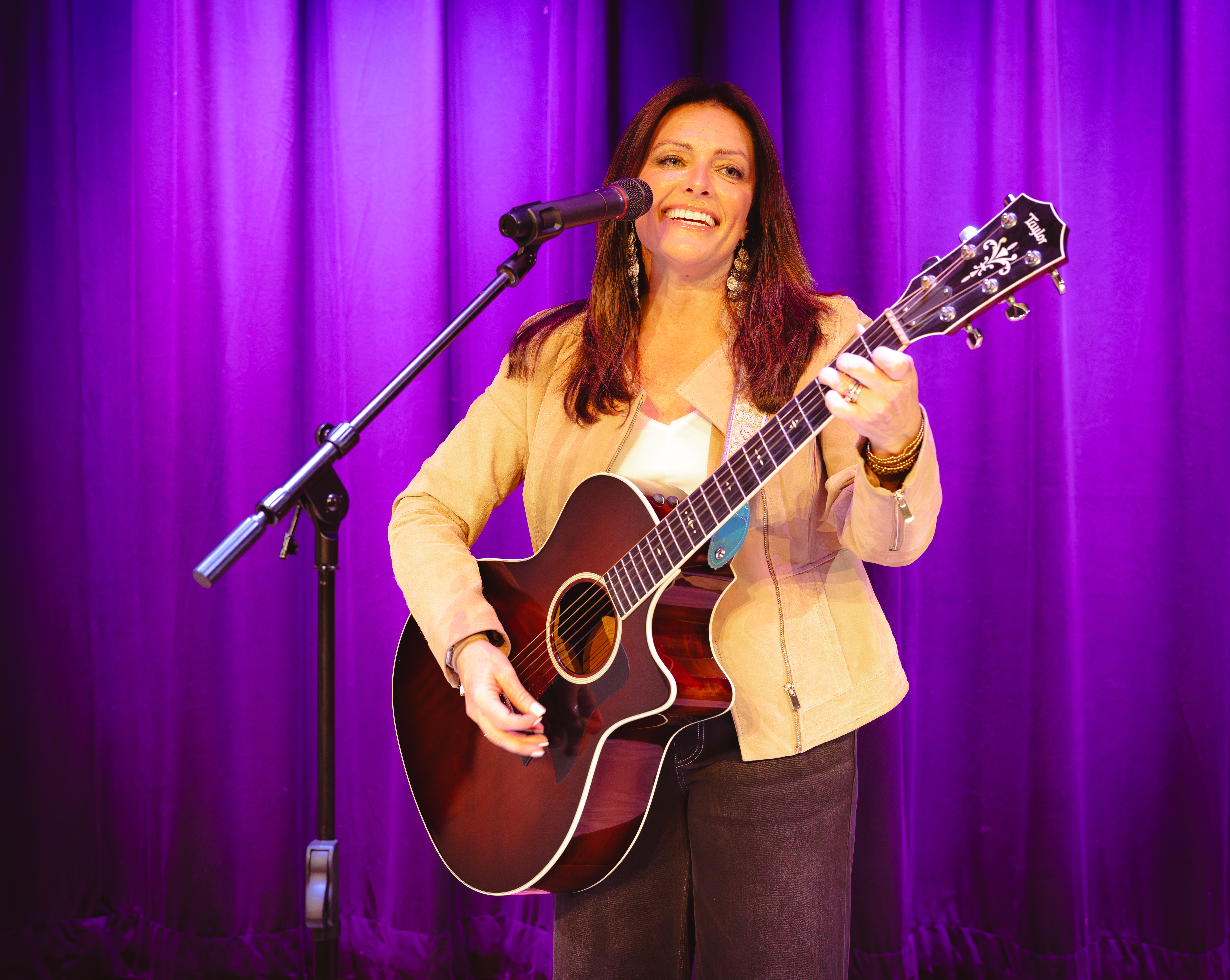 Shannon York performing live